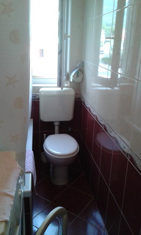 Apartman Sulic พอดโกรา ภายนอก รูปภาพ