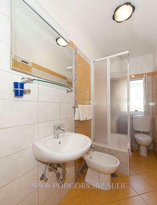 Apartman Sulic พอดโกรา ภายนอก รูปภาพ